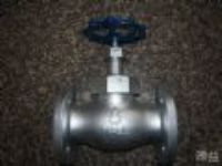 HITACHI